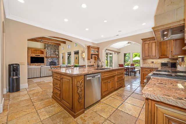 11137 Vista Del Sol, Auburn, CA 95603