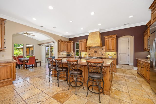 11137 Vista Del Sol, Auburn, CA 95603