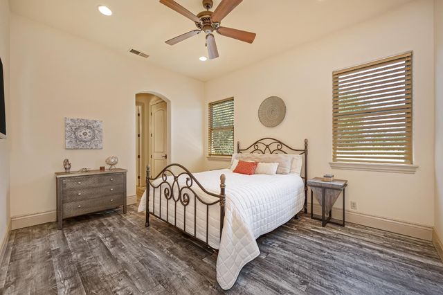 11137 Vista Del Sol, Auburn, CA 95603