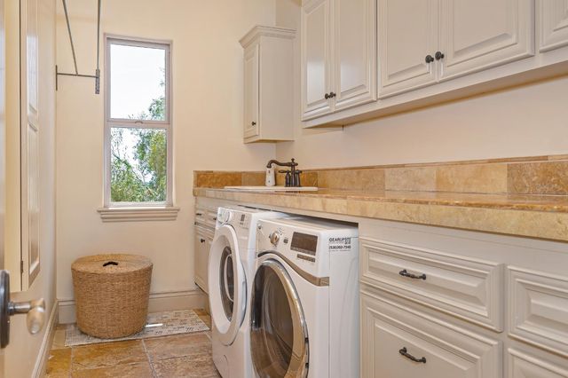11137 Vista Del Sol, Auburn, CA 95603