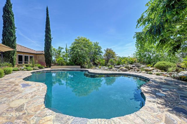 11137 Vista Del Sol, Auburn, CA 95603