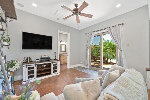 11137 Vista Del Sol, Auburn, CA 95603