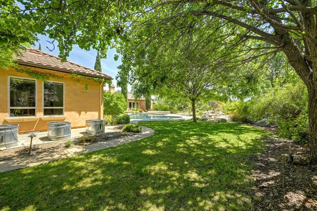 11137 Vista Del Sol, Auburn, CA 95603
