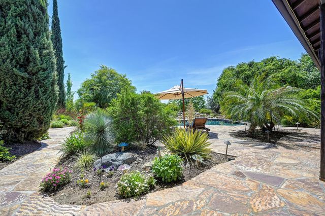 11137 Vista Del Sol, Auburn, CA 95603