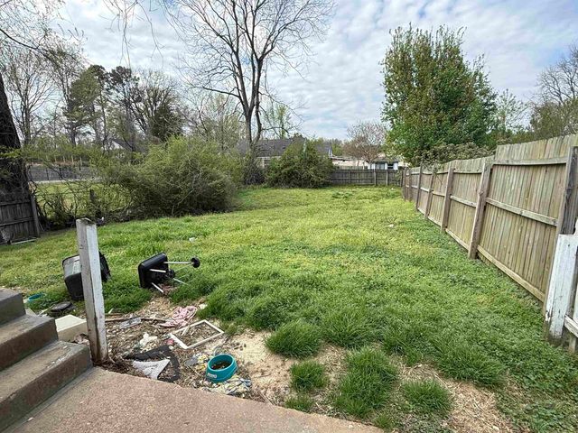 188 CHARTER AVE, Memphis, TN 38109