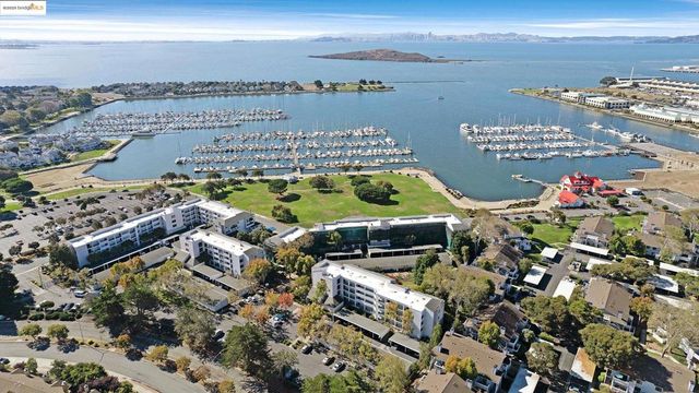 1205 Melville Sq 206, Richmond, CA 94804