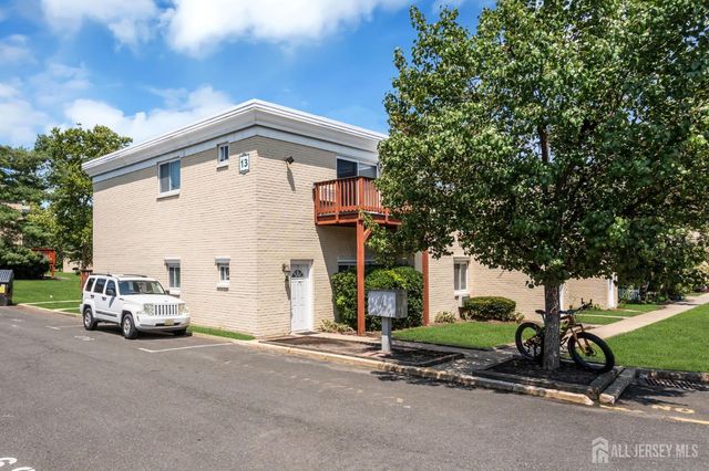 13 Lake Avenue 1A, East Brunswick, NJ 08816