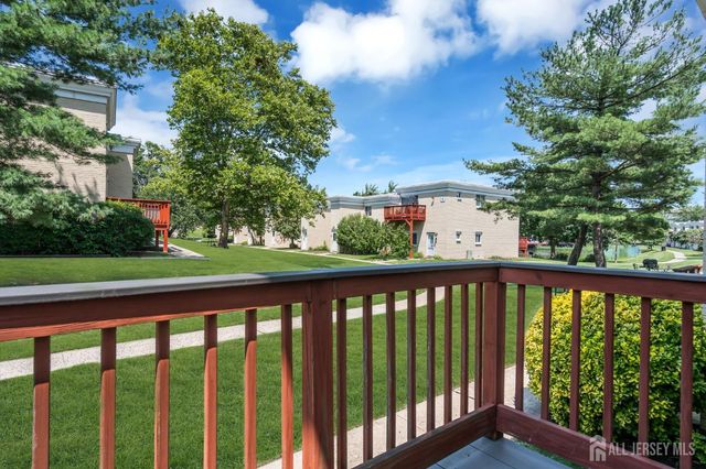 13 Lake Avenue 1A, East Brunswick, NJ 08816