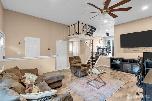 13 Lake Avenue 1A, East Brunswick, NJ 08816