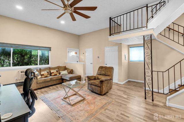 13 Lake Avenue 1A, East Brunswick, NJ 08816