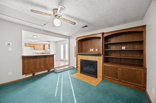 1336 Dorchester Drive, Georgetown, KY 40324