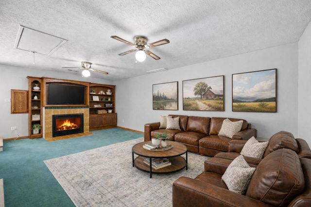 1336 Dorchester Drive, Georgetown, KY 40324