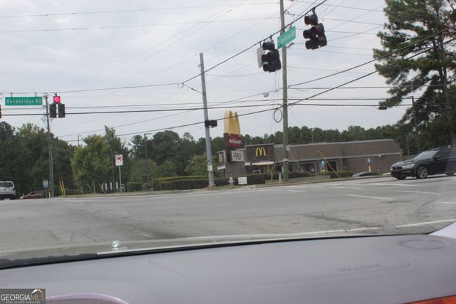433 N Deshong Road, Stone Mountain, GA 30087