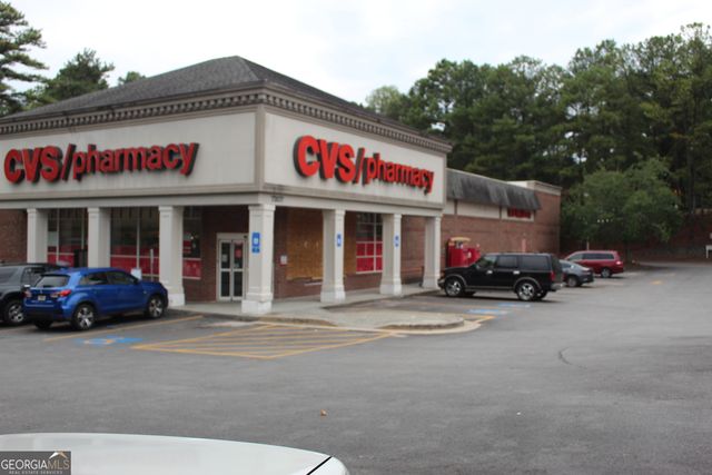 433 N Deshong Road, Stone Mountain, GA 30087
