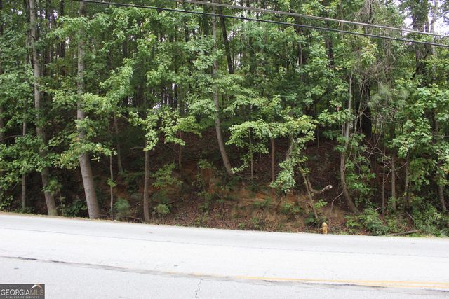 433 N Deshong Road, Stone Mountain, GA 30087