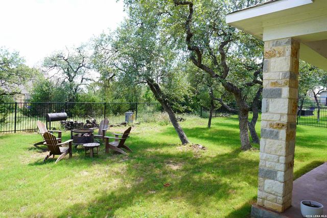 1916 GLENDON DR, San Antonio, TX 78260