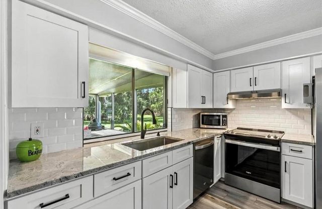 16 COURTNEY PLACE, Palm Coast, FL 32137