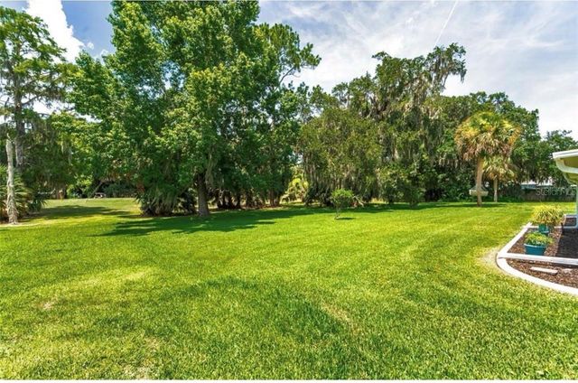16 COURTNEY PLACE, Palm Coast, FL 32137