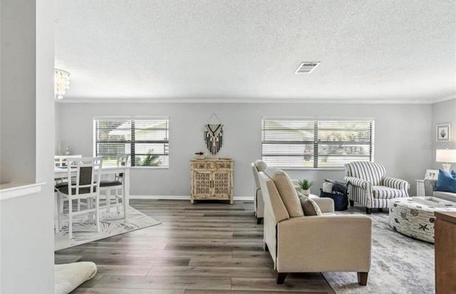 16 COURTNEY PLACE, Palm Coast, FL 32137