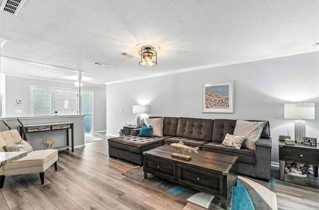 16 COURTNEY PLACE, Palm Coast, FL 32137