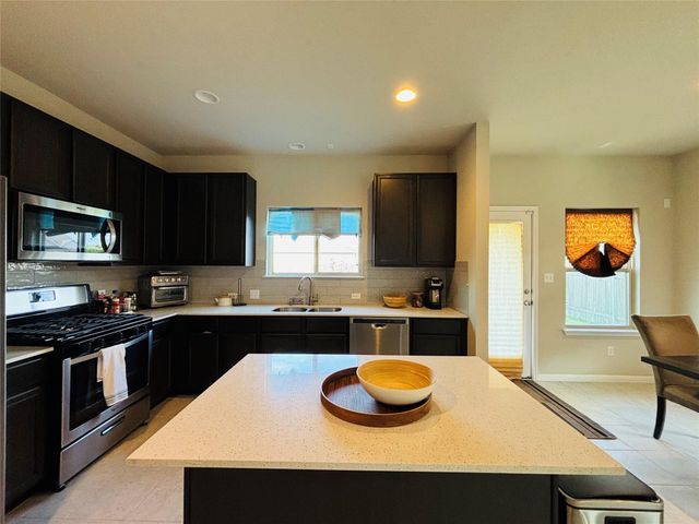 12605 Albatross PASS, Manor, TX 78653