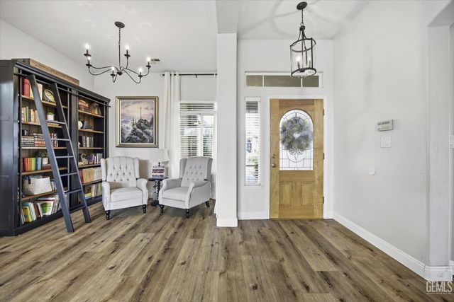 11001 Four Bears Drive, Bakersfield, CA 93312