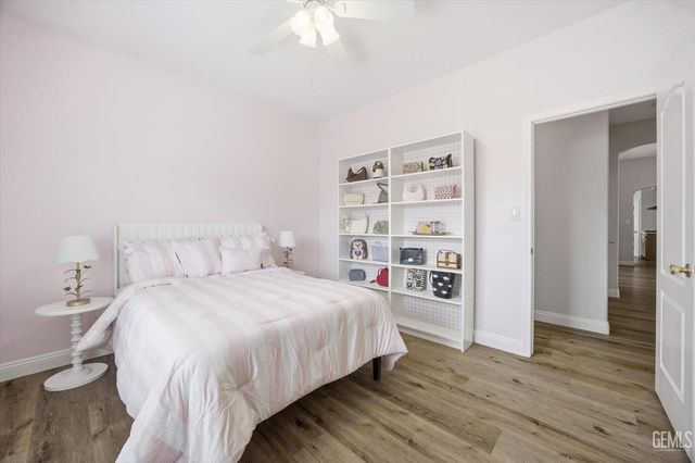 11001 Four Bears Drive, Bakersfield, CA 93312