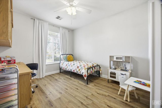 11001 Four Bears Drive, Bakersfield, CA 93312