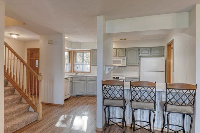 3023 S Winthrop Ln, Spokane, WA 99203