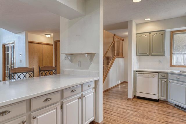 3023 S Winthrop Ln, Spokane, WA 99203