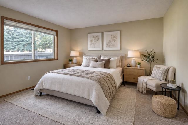 3023 S Winthrop Ln, Spokane, WA 99203