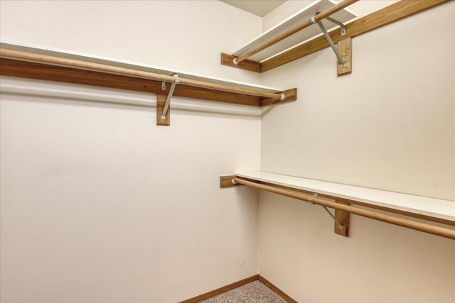 3023 S Winthrop Ln, Spokane, WA 99203