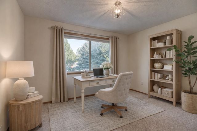 3023 S Winthrop Ln, Spokane, WA 99203