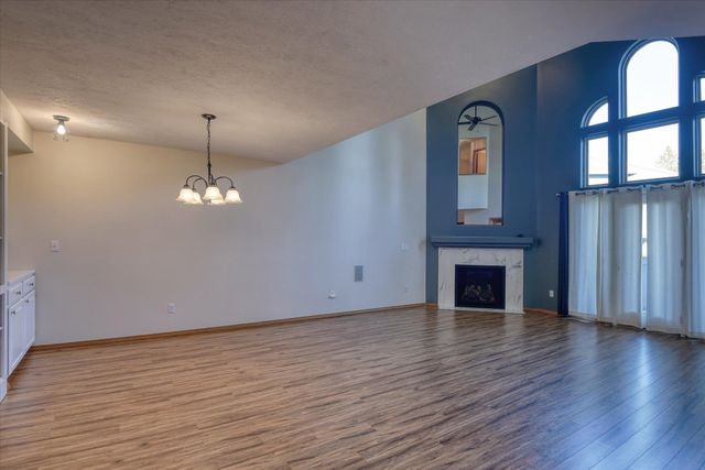 3023 S Winthrop Ln, Spokane, WA 99203