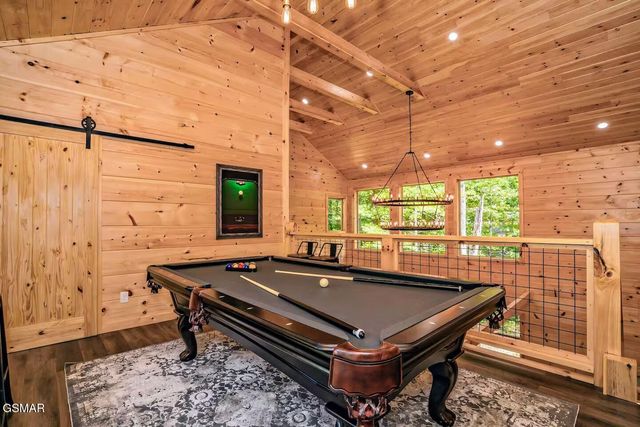 2818 Ridge Creek Circle, Sevierville, TN 37876