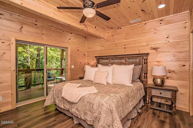 2818 Ridge Creek Circle, Sevierville, TN 37876