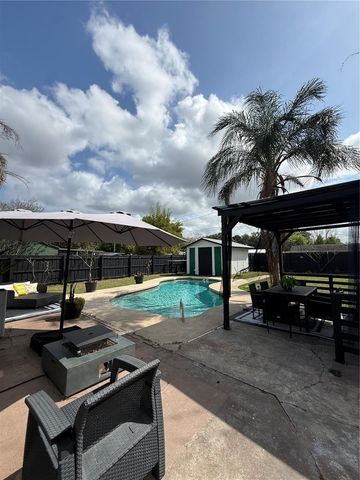 425 MASSACHUSETTS AVENUE, St Cloud, FL 34769