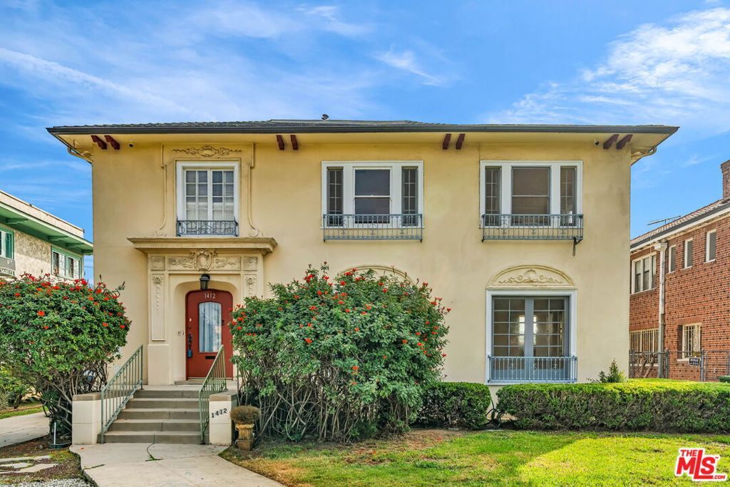 1412 S Victoria Avenue, Los Angeles, CA 90019