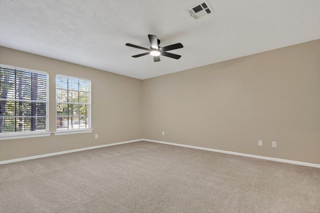 19 Hickory Oak Drive, The Woodlands, TX 77381