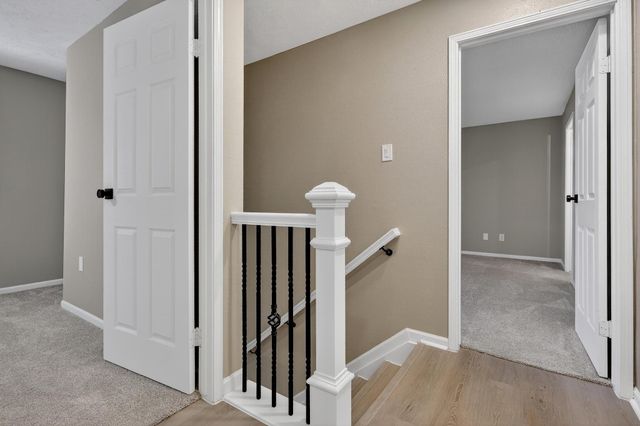 19 Hickory Oak Drive, The Woodlands, TX 77381