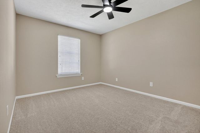 19 Hickory Oak Drive, The Woodlands, TX 77381