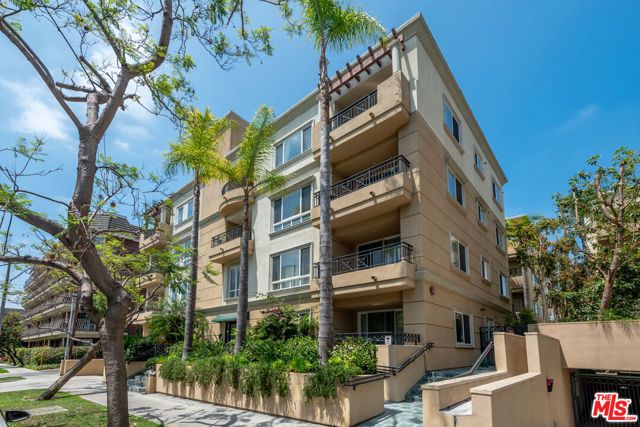 325 Arnaz Drive 301, Los Angeles, CA 90048