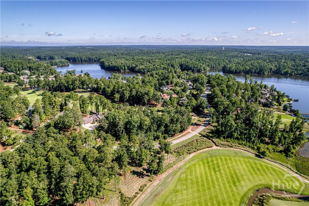 Image 11 of property listing at 2110 Sandy Ford, Greensboro, GA 30642