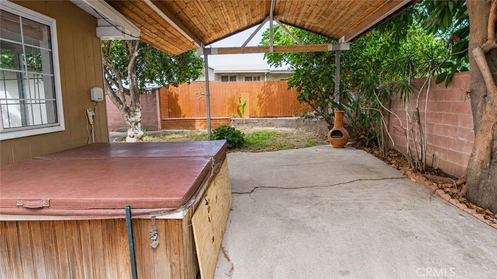 Image 31 of property listing at 8794 Ranchito Ave., Panorama City, CA 91402