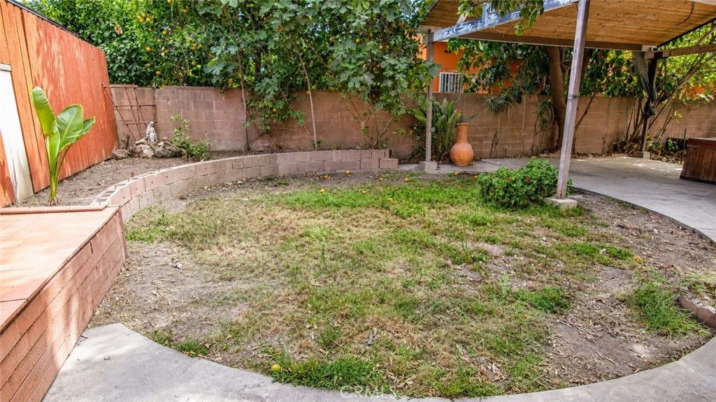 Image 33 of property listing at 8794 Ranchito Ave., Panorama City, CA 91402