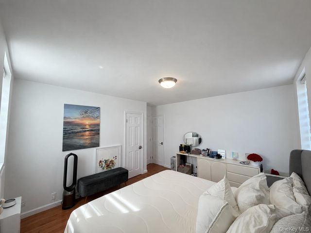 42-45 Kissena Boulevard 6J, Flushing, NY 11355