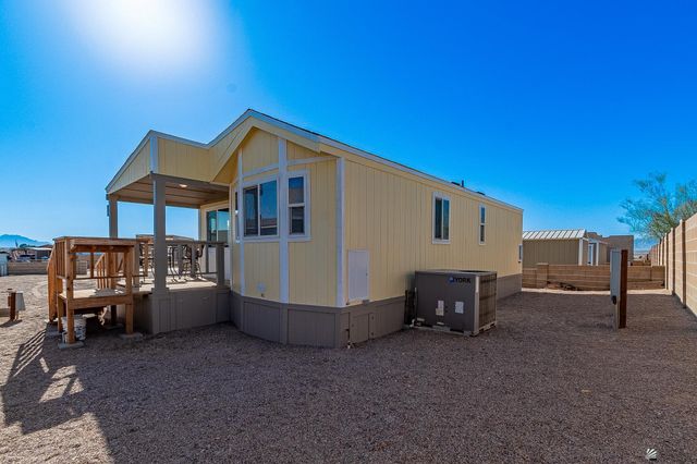 29762 Diamondback Dr, Wellton, AZ 85356