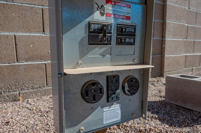 29762 Diamondback Dr, Wellton, AZ 85356