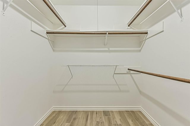 2512 Ironclad Drive, League City, TX 77573