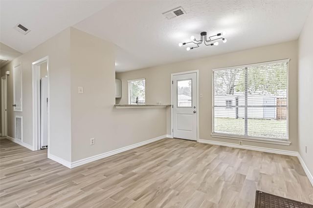 2512 Ironclad Drive, League City, TX 77573